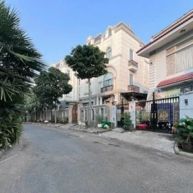 BÁN ĐƠN LẬP NAM THÔNG 1 – GIÁ BÁN TỐT NHẤT KHU NAM, PHÚ MỸ HƯNG – THẾ ĐẤT 2 MẶT TIỀN TRƯỚC SAU