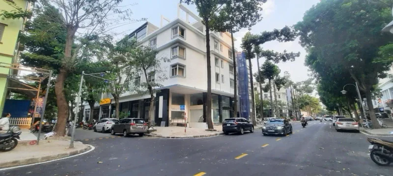 Bán và cho thuê Tòa Nhà VP Góc 2 Mặt Tiền Đường Phạm Văn Nghị Q7