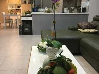 Cần bán căn hộ RIVIERA POINT 99m 2 phòng, đã có sổ giá 6,3 tỷ