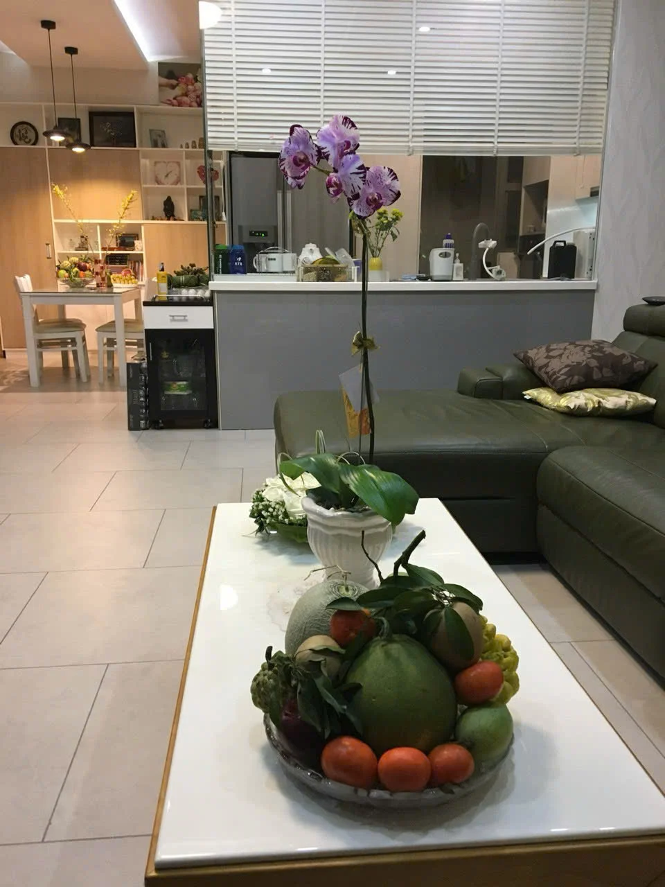 Cần bán căn hộ RIVIERA POINT 99m 2 phòng, đã có sổ giá 6,3 tỷ