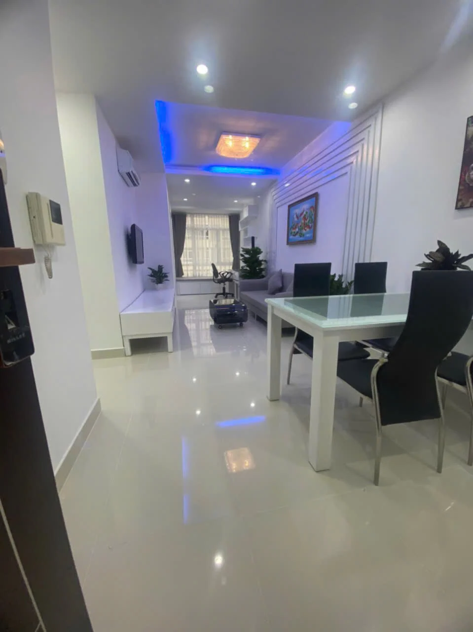 Cho thuê căn hộ Sky Garden 3 Tầng 6, dt 56m 2pn giá 12,5 triệu/th