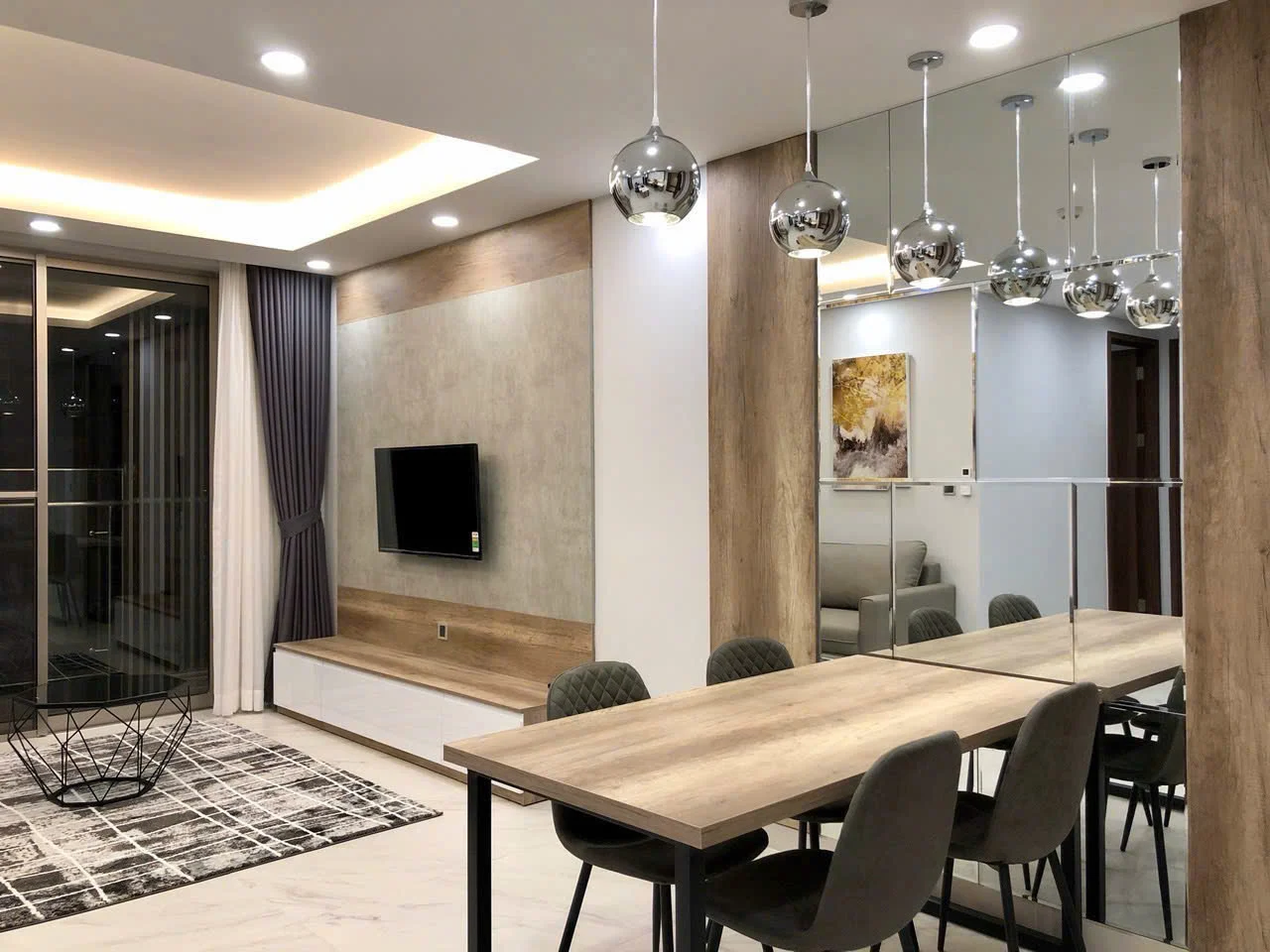 Cho Thuê Midtown M7 Tầng 10 81m 2 phòng full nội thất