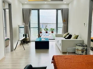 Bán căn hộ Scenic Valley 1 tầng 14 dt 101m 3 phòng view hồ bơi giá 7,8 tỷ