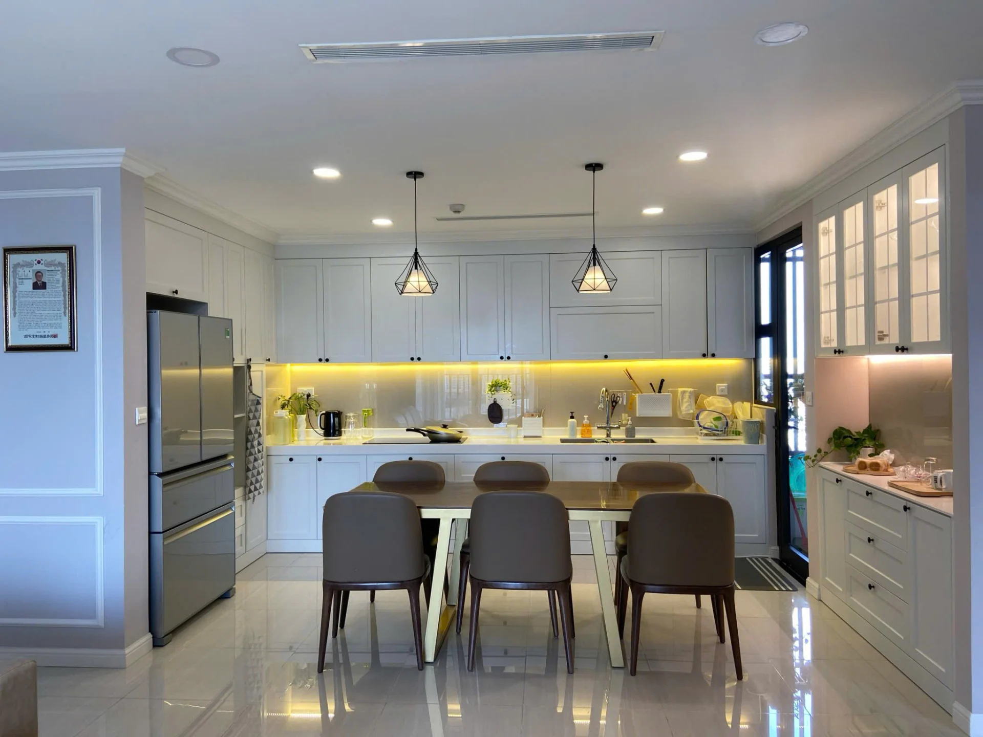 Bán căn hộ The View Block T7 tầng 16 dt 147m 3 phòng giá 11,2 tỷ