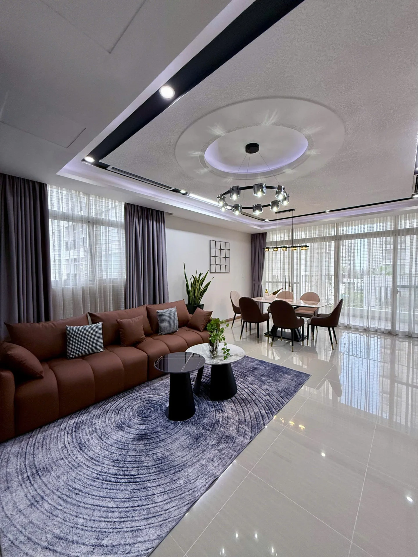 Bán Duplex Star Hill giá 9,8 tỷ dt 137m 3 phòng có ô xe hơi