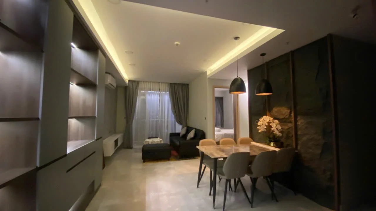 Cho thuê Midtown M8 Tầng 8 dt 81m 2 phòng full nội thất giá 28 triệu