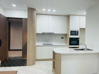 Cho thuê Midtown tầng 10 81m 2 phòng giá 29 triệu
