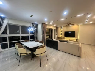 Bán căn hộ Happy Valley Block K Tầng 15 135m 3 phòng giá 10,5 tỷ