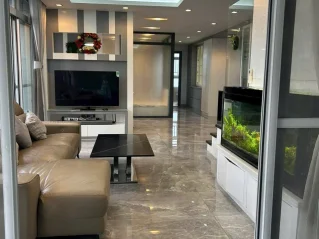 Cho thuê Penthouse Star Hill Block E Tầng 14 230m 4 phòng giá 3000usd