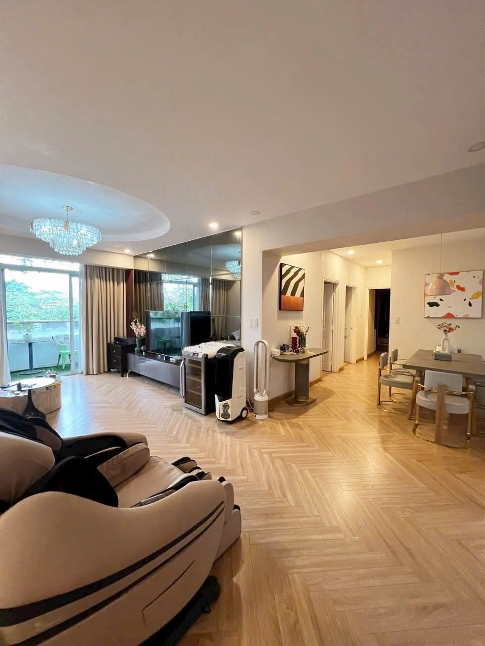 Bán căn hộ Garden Court 2 Block 3D1 Tầng 3 dt 133m 3 phòng giá 11,5 tỷ