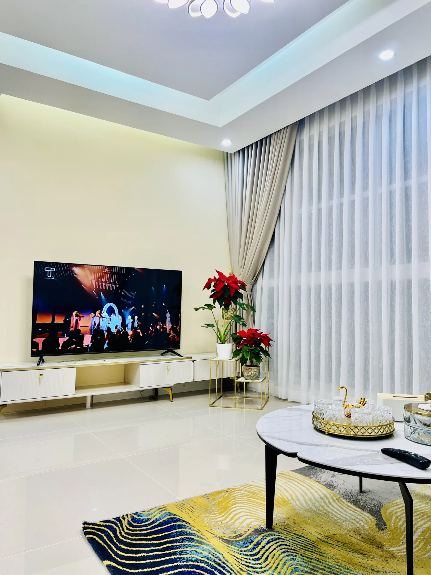 Bán căn hộ Star Hill Block J Tầng 8 102m 3 phòng giá 8,2 tỷ
