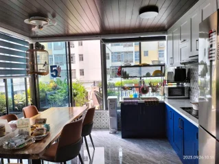 Bán Sky Garden 2 Block 3B Tầng 3 dt 98m 2 phòng giá 6 tỷ có HĐT 28 triệu
