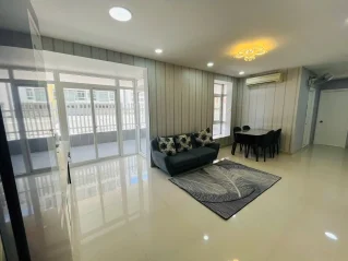 Bán Sky Garden 2 Block 3C Tầng 3 dt 131m 3 phòng giá 7,1 tỷ có HĐT 29 triệu
