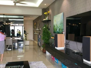 Cần bán căn hộ Riverside Residence Block C, lầu 10 146m giá 12 tỷ