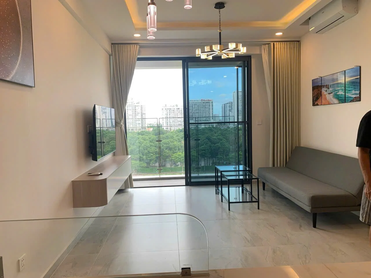 Bán Cardinal Court Block B Tầng 8 dt 76m 2 phòng giá 8,6 tỷ