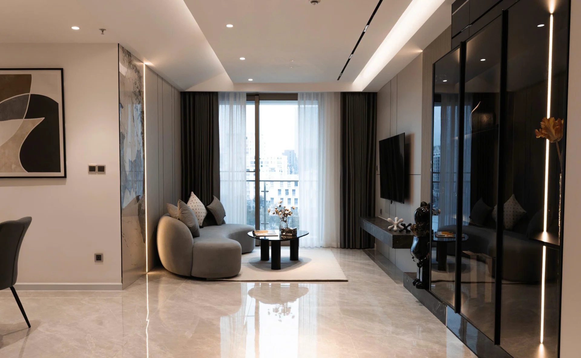 Bán Midtown M8 Block A Tầng 7 dt 124m 3 phòng giá 15 tỷ