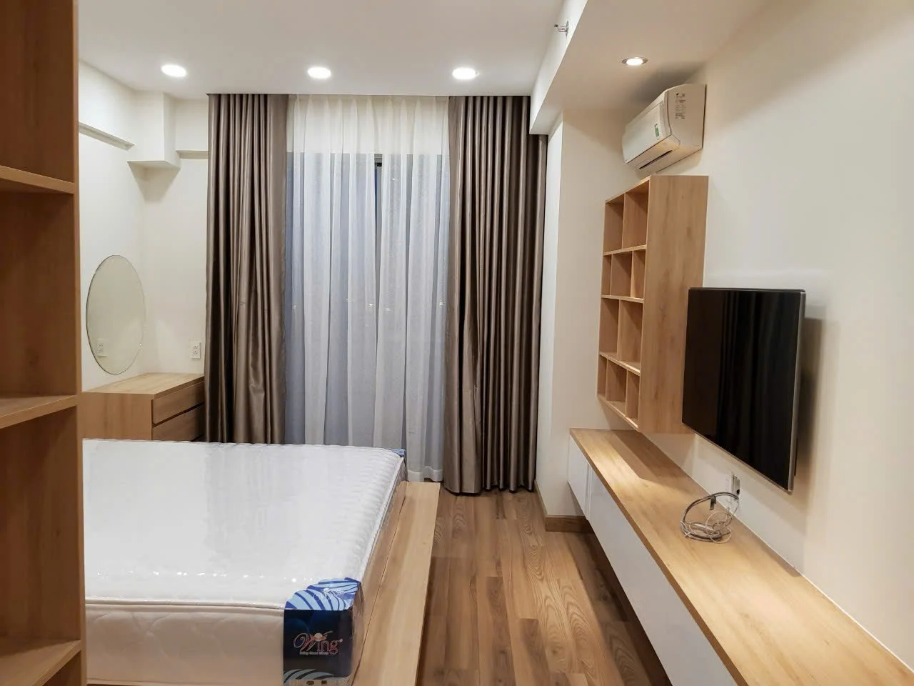 Bán Scenic Valley 1 Block C Tầng 5 dt 133m 3 phòng giá 11,5 tỷ
