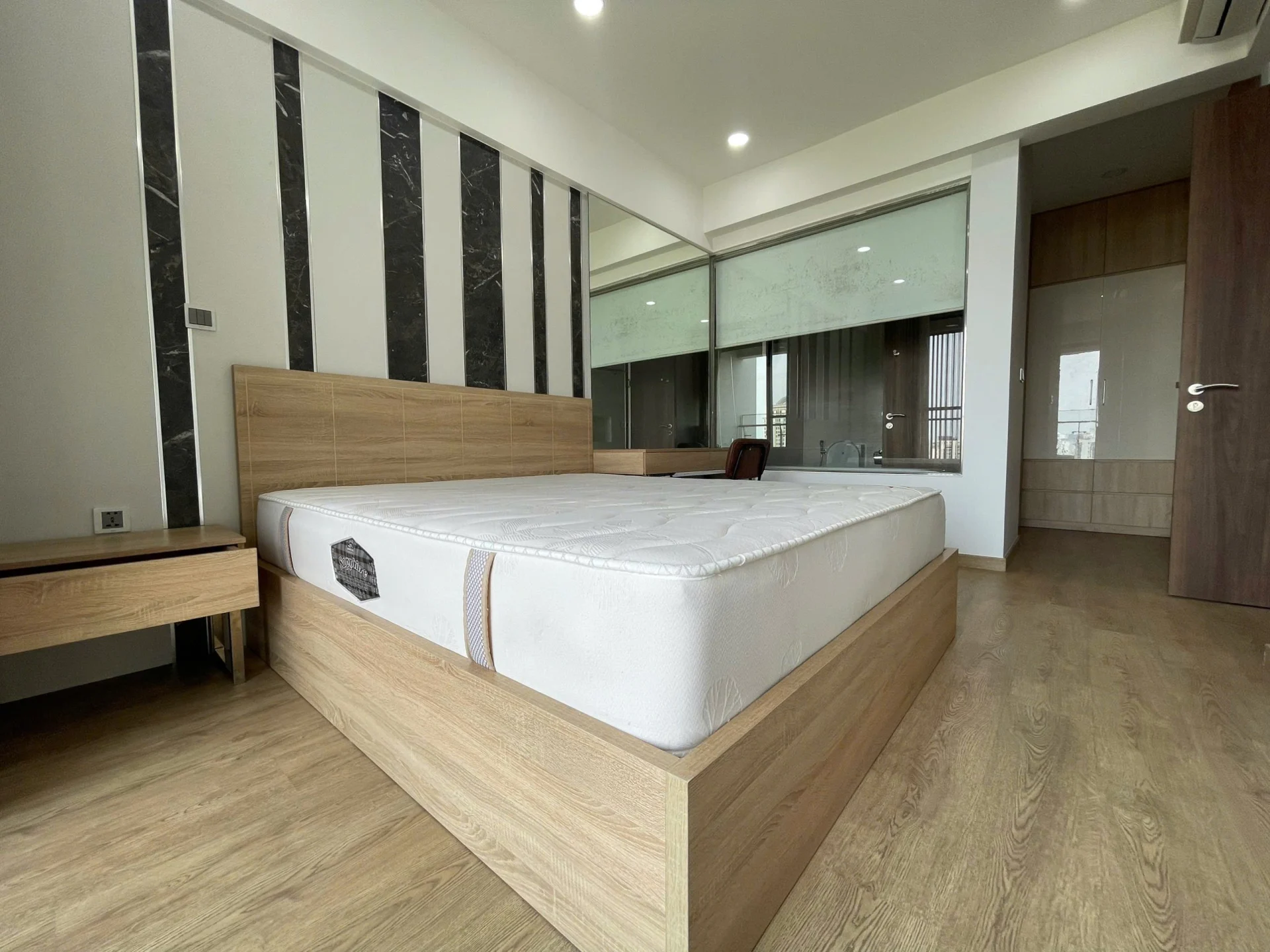 Thumb 9