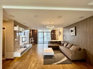 Bán Duplex Star Hill Lầu 6 dt 133m 3 phòng giá 11,5 tỷ