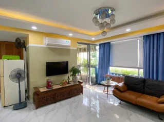Cho thuê Green Valley Block C Tầng 4 dt 130m 3 phòng giá 31 triệu
