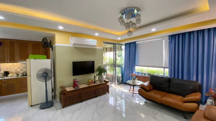 Cho thuê Green Valley Block C Tầng 4 dt 130m 3 phòng giá 31 triệu
