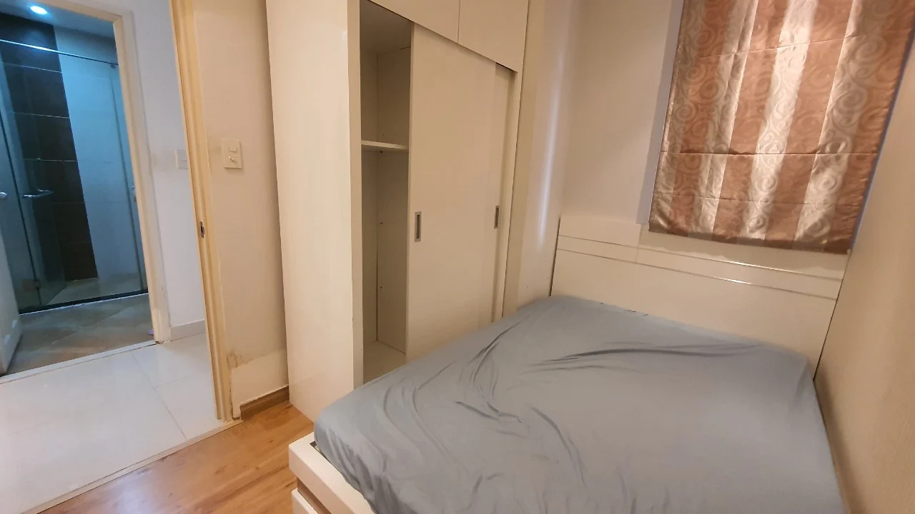 Thumb 8