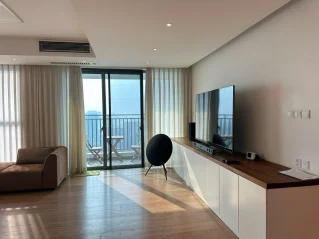 Bán Rivera Point Block T3 Tầng 31 dt 188m 3 phòng giá 13 tỷ 700