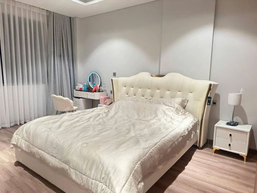 Bán The Horizon Block B Tầng 4 dt 145m 3 phòng giá 23 tỷ