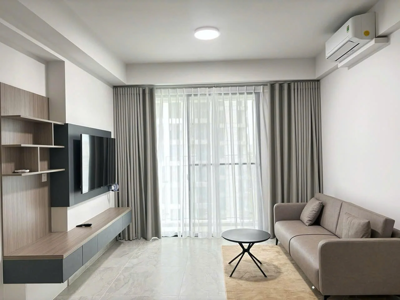 Cho thuê Cardinal Court Block A Tầng 7 dt 76m 2 phòng giá 27 triệu/tháng