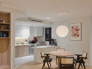 Cho thuê The View Block T8 Tầng 16 dt 125m 3 phòng giá 42 triệu