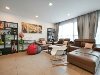 Bán Riviera Point Tháp 4 - 148.9m2 - 3PN + 1 Phòng làm việc - Dòng tiền 42tr/tháng - Giá 15.5 tỷ.