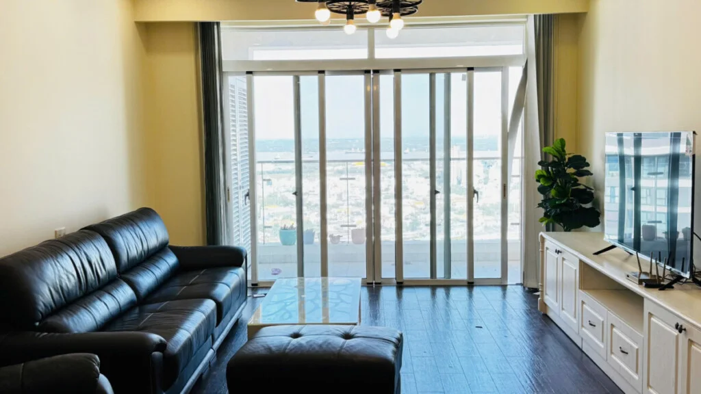 Bán Căn góc Riverside Residence – 147m2 – 3PN – View sông trực diện – HĐ thuê 48tr/tháng – Giá 15.5 tỷ.