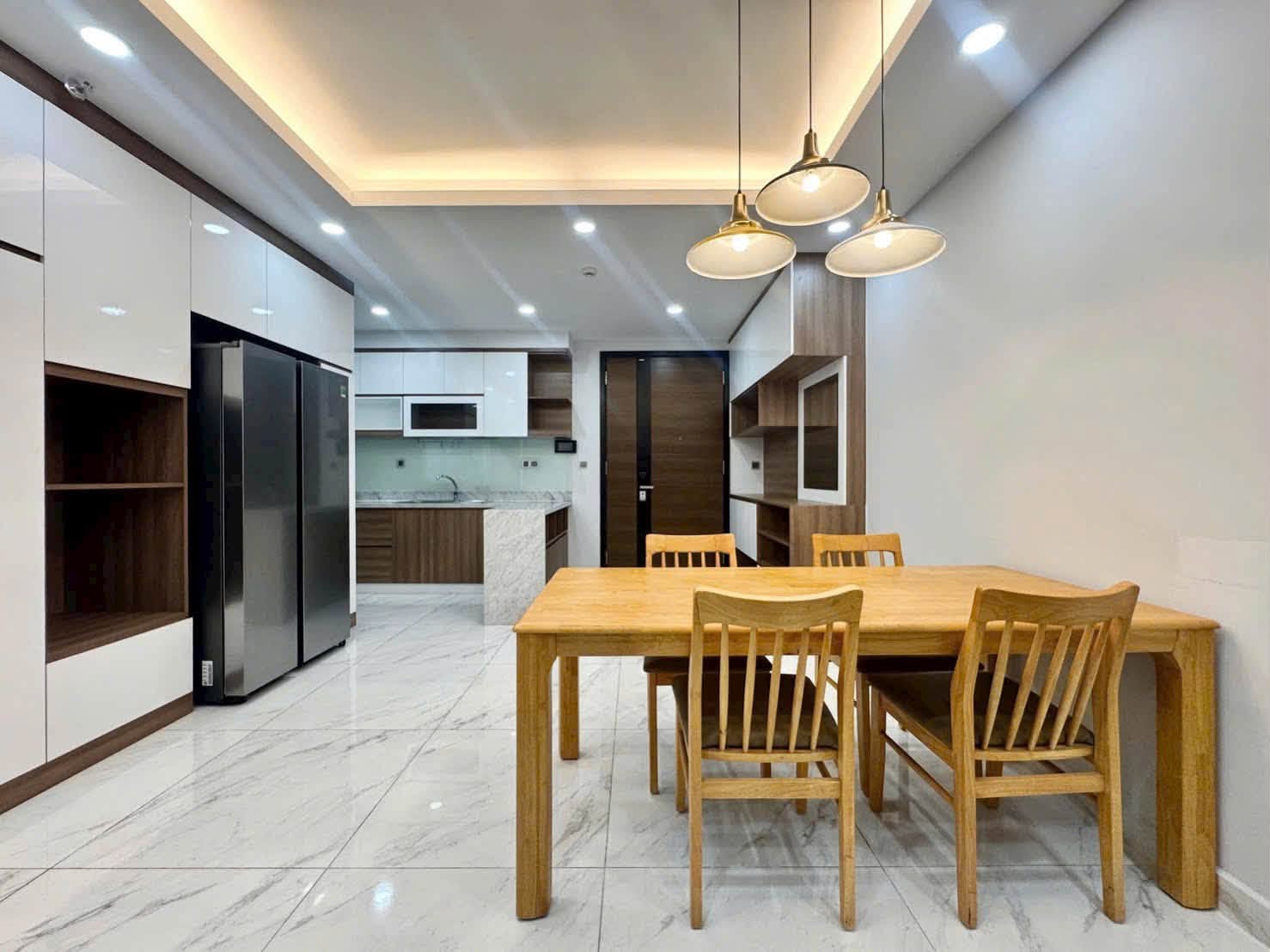 Bán Căn Hộ Midtown The Symphony 2PN 91m2 Có Ô Đậu Xe Riêng