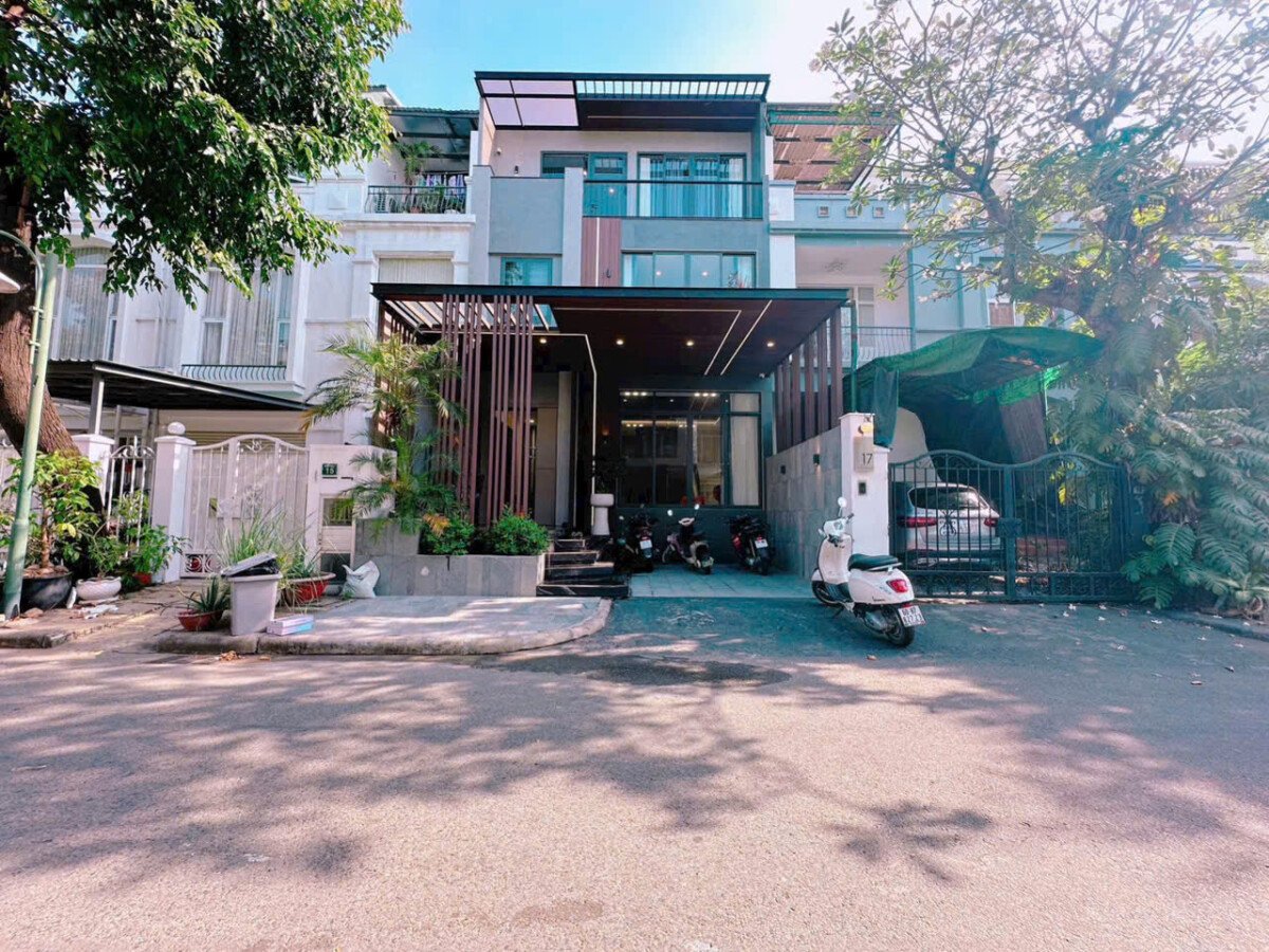 Bán Biệt Thự Hưng Thái 2 Phú Mỹ Hưng 3pn 126m2 Vị Trí Đắc Địa